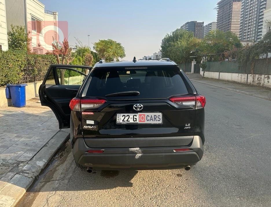 تۆیۆتا ڕاڤ 4